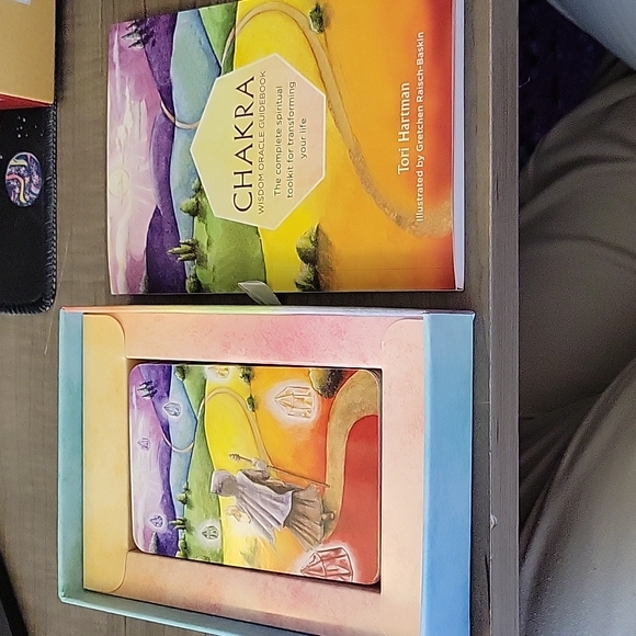 Chakra Wisdom Oracle Cards - Picture 2 of 3